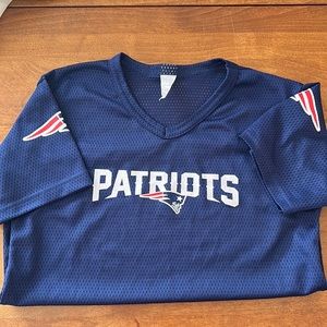 NFL Patriots Boys jersey sz Med.